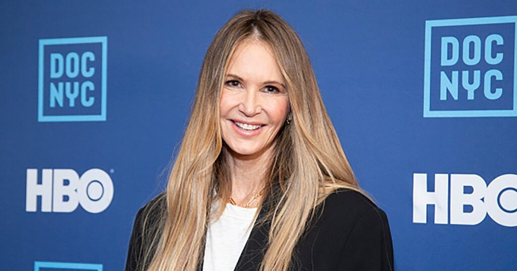 This Is Supermodel Elle Macpherson’s Solution for Delicious Morning Greens