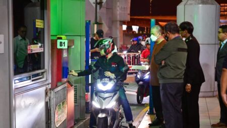 Malaysia to expand QR code clearance to cars and lorries at Johor land checkpoints next year