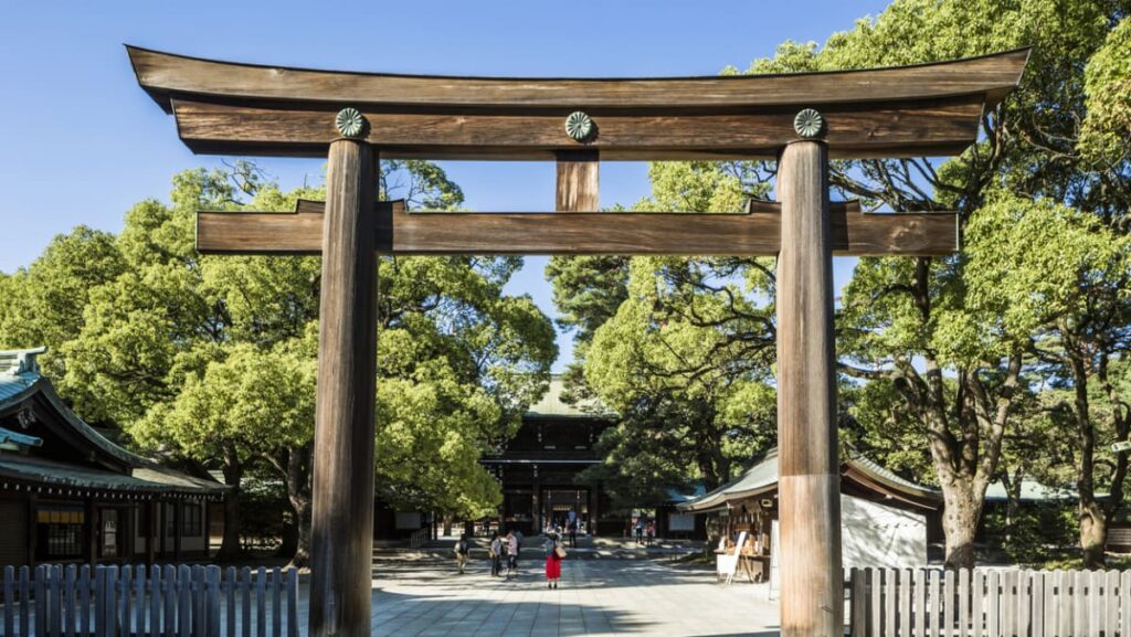 Japan’s latest tourism headache is American arrested for damaging Tokyo shrine