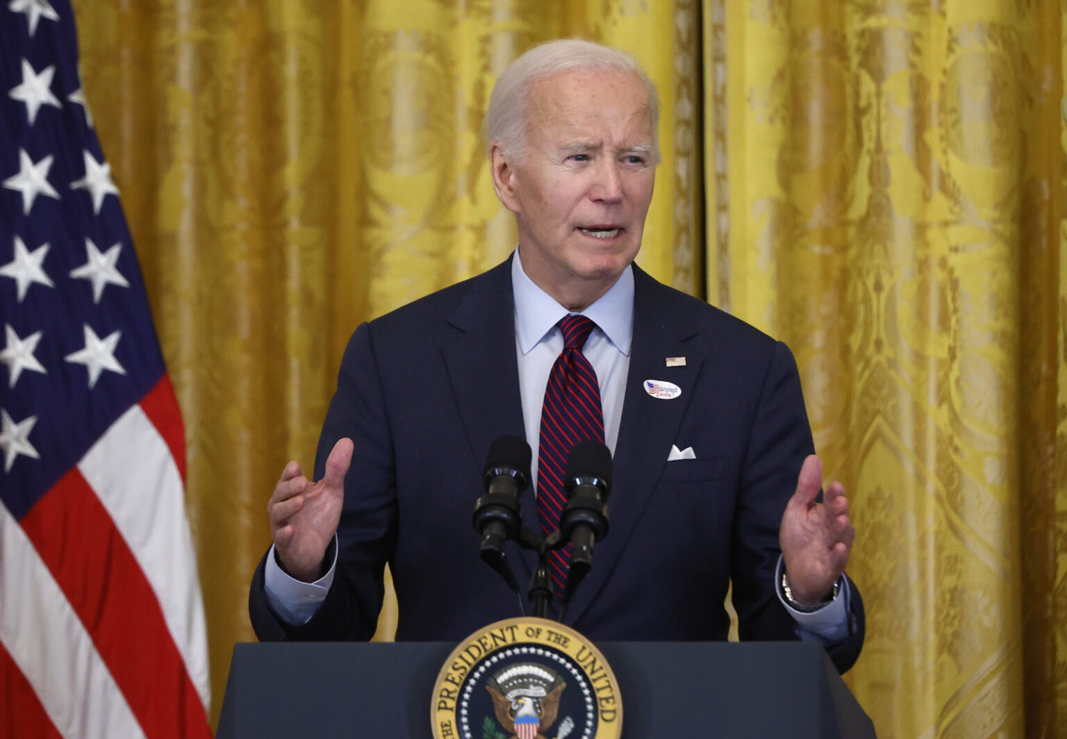 White House Aides Changed Official Transcript of Biden’s ‘Garbage’ Remark