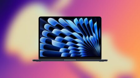 Apple Reportedly Pushes OLED MacBook Air Release by Another Year