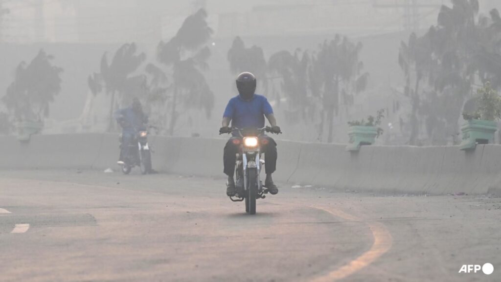 Pollution level in Pakistan megacity hits new high: Official