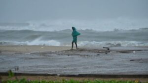 Cyclone Fengal kills 19 in India and Sri Lanka