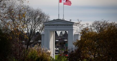 New data shows fewer people crossing B.C. border into U.S. under tariff threats