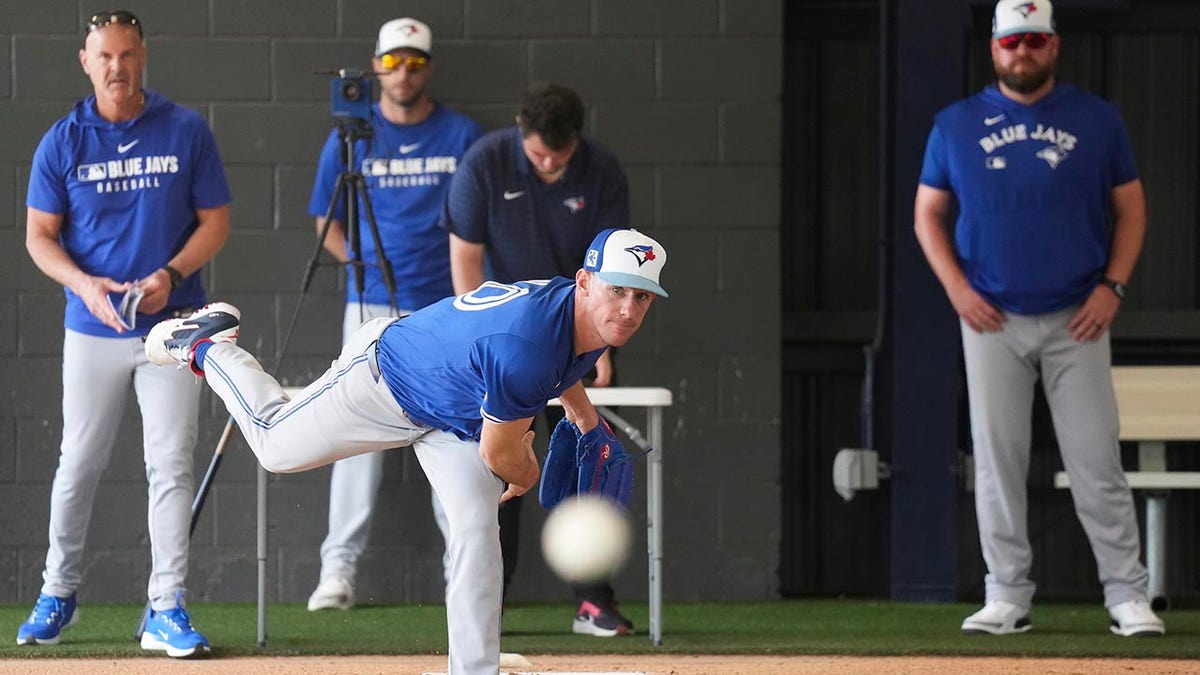 Chris Bassitt bullpen