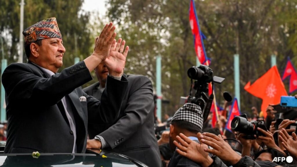 Thousands gather to welcome Nepal’s former king