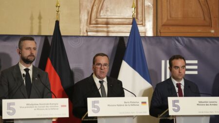 European defense ministers show united front in support for Ukraine