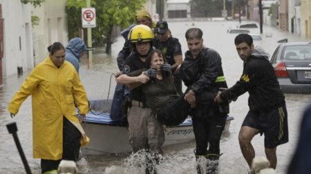 Argentina mourns 16 killed in floods