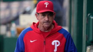 Phillies manager has awkward in-game interview as pitcher allows 3 home runs on consecutive pitches