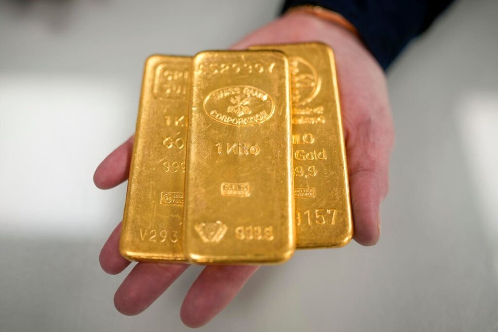 Gold Could Be Overheating As Speculators Drive It Past Bitcoin