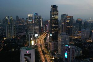 Indonesian Billionaire Widjaja Family Raises Sinarmas Land Bid Amid Criticism From Minority Shareholders
