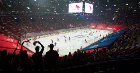 Measles case reported at Montreal Canadiens game