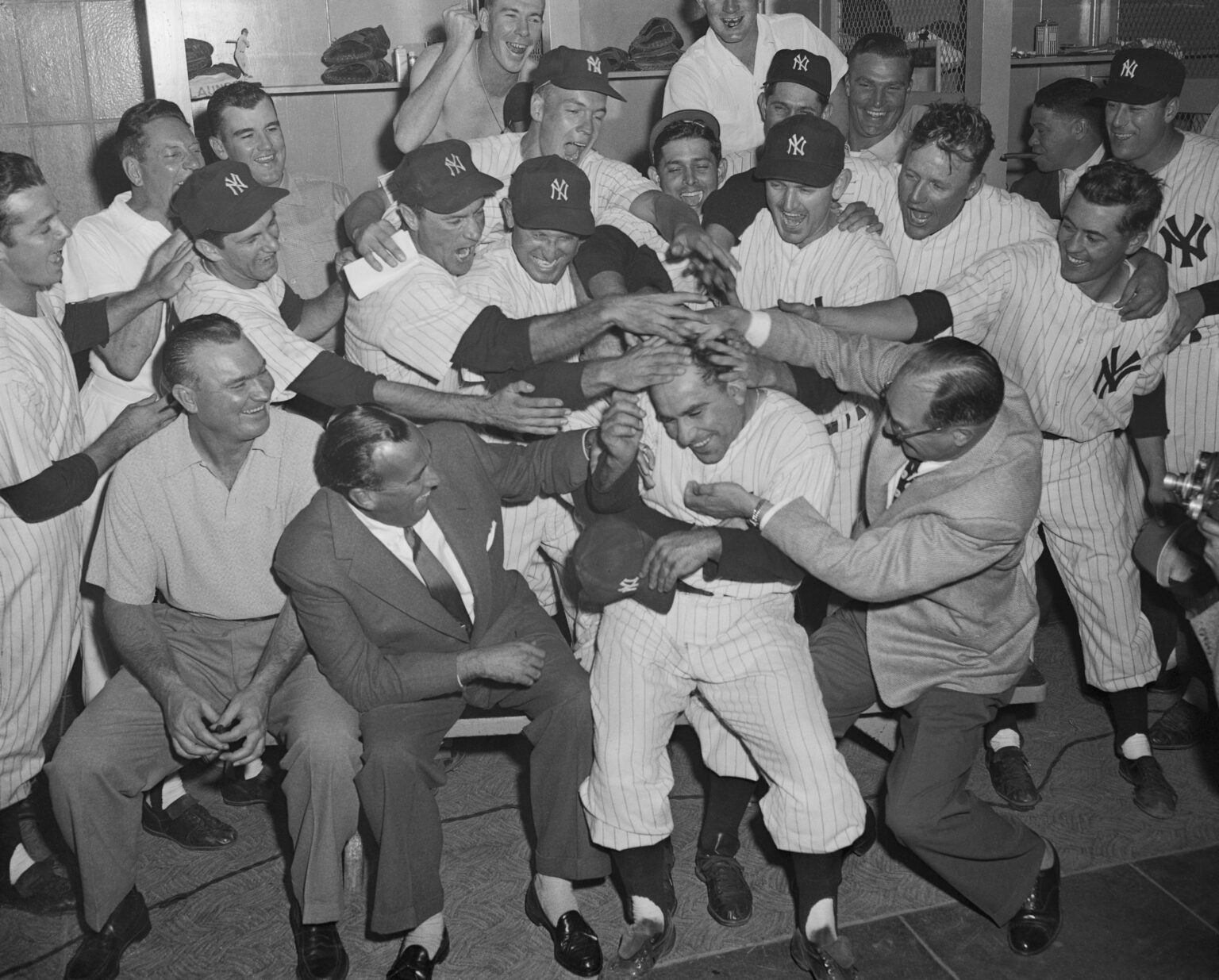 Art Schallock, MLB’s Oldest Living Player Who Won World Series With Yankees, Dies at 100