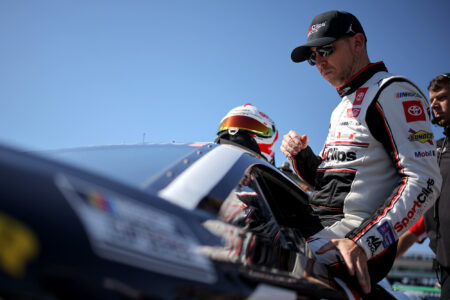 Hamlin Questions Bell’s Three-Win Streak After NASCAR Phoenix Showdown