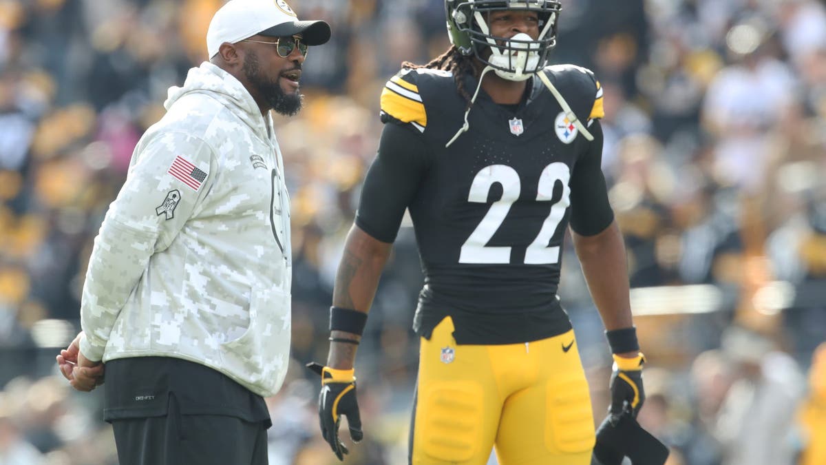 Mike Tomlin and Naje Harris