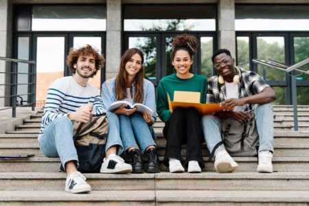 7 Actionable Financial Tips For Incoming College Students