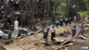 400 flee to Thailand as Myanmar rebels strike junta base