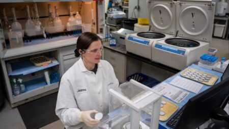 French scientists denounce poor conditions as Macron courts US talent