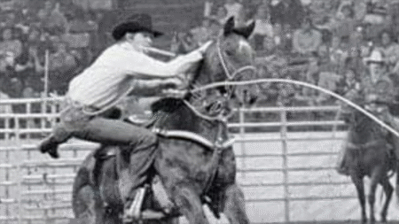 Rodeo legend Roy Cooper, the ‘Super Looper,’ dies in fire at 69