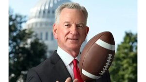 Trump ‘inherited an 0-12 football team’ from Biden, Sen Tuberville says