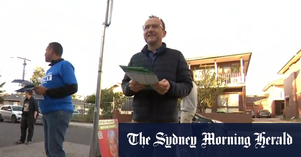 Greens leader insists he can still win his Melbourne seat