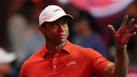 Tiger Woods visits White House for 1st time since making relationship with Vanessa Trump public