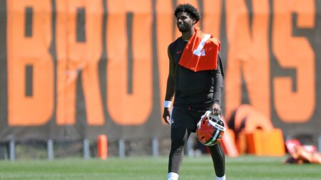 Browns’ Shedeur Sanders says he won’t buy college jersey number from teammate, cites signing bonus woes