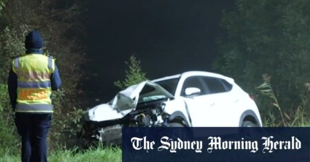 Woman killed in two car crash in Victoria