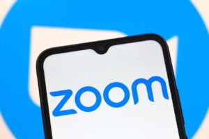 Buy Or Sell ZM Stock Ahead Of Earnings?