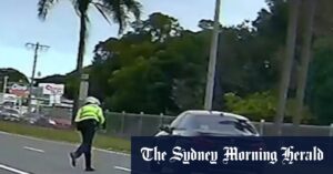 Officer who threw radar gun at car claims self defence