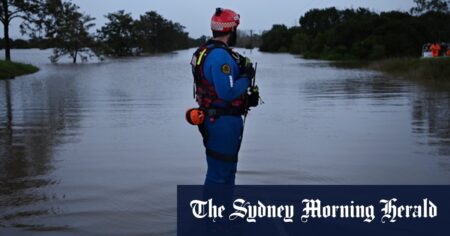 Maps, road closures, SES evacuation orders and more