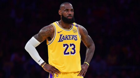 Michael Jordan’s longtime agent accuses LeBron James of cherry-picking teams to win championships
