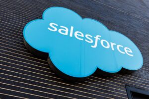 Should You Buy or Sell Salesforce Stock Ahead of Its Earnings?