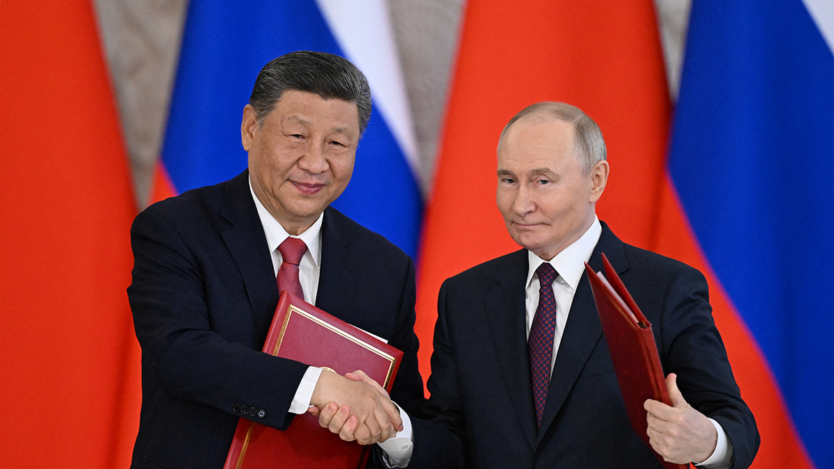 Putin Xi meet