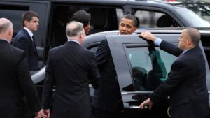 Two Secret Service officers suspended after brawl outside Obama’s home