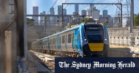 Busy train lines closing for works as Metro Tunnel trial looms