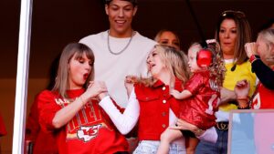 Patrick and Brittany Mahomes celebrate as Taylor Swift regains ownership of her music