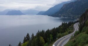 16-year-old hiker dies in Lions Bay after falling down a gully