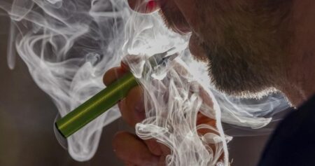 Ban flavoured vapes now, anti-smoking groups urge Carney’s government
