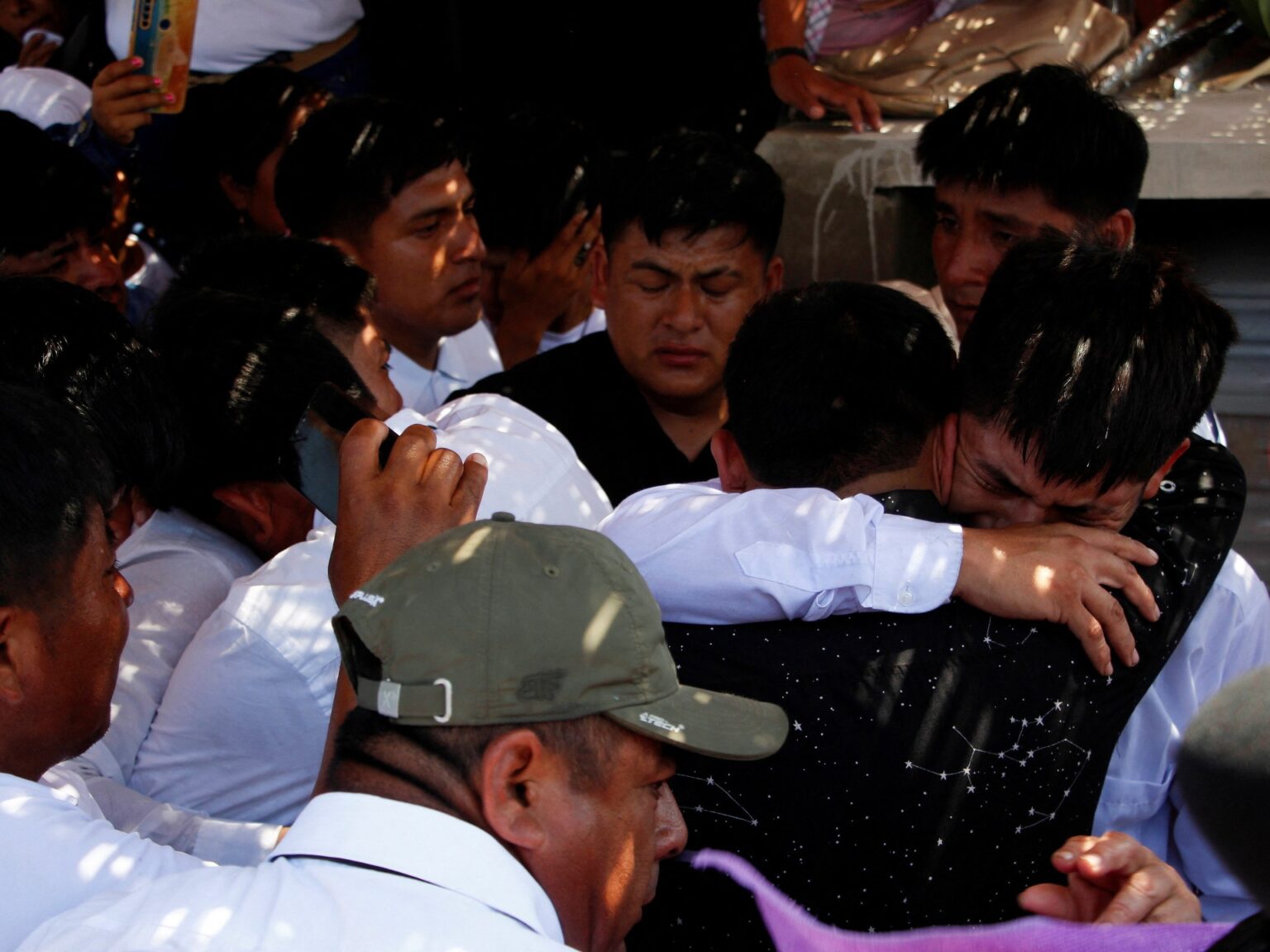 Peru arrests suspect in gold rush massacre