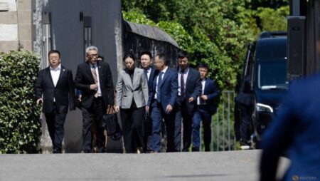 US-China talks resume as Trump hails ‘total reset’ in trade relations
