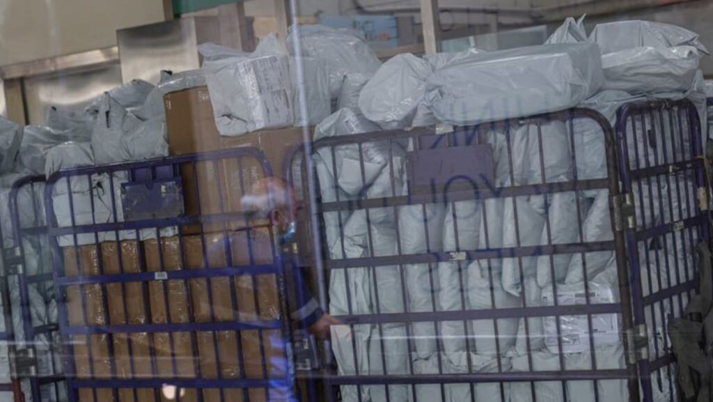 US to cut ‘de minimis’ tariff on China shipments to 54% from 120%