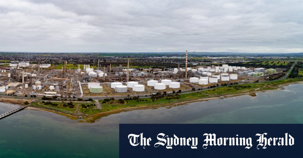 Geelong gas-import terminal wins conditional approval from Victorian government