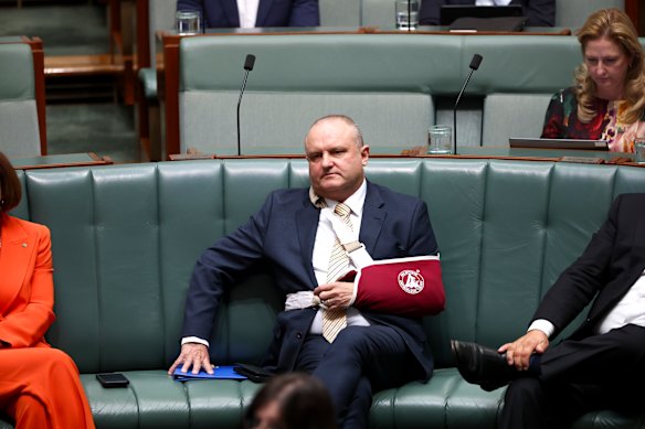 If he holds on in La Trobe, Liberal Jason Wood will return with a reduced margin.