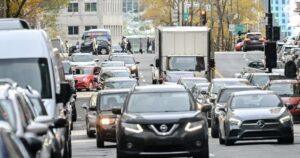 Pedestrian and cyclist deaths rise in Quebec in 2024, overall roadway deaths drop