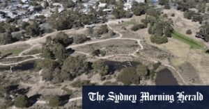 Bayside council and local environmentalists battle over new wetlands on site of former Elsternwick Golf Course