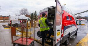 Canada Post ‘effectively insolvent’ as strike looms. Report suggests fixes