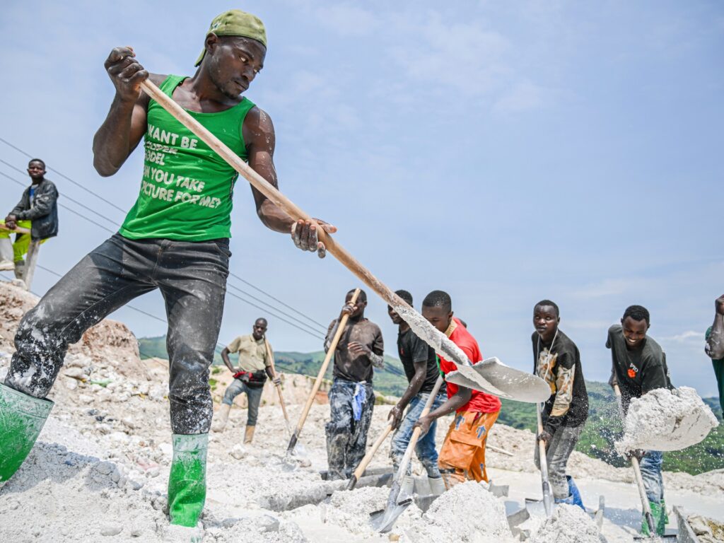 Photos: DR Congo’s coltan miners struggle as they dig to feed world’s tech