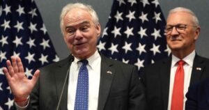 U.S. senators urge Canada to ‘give us another chance’ on trade, tourism
