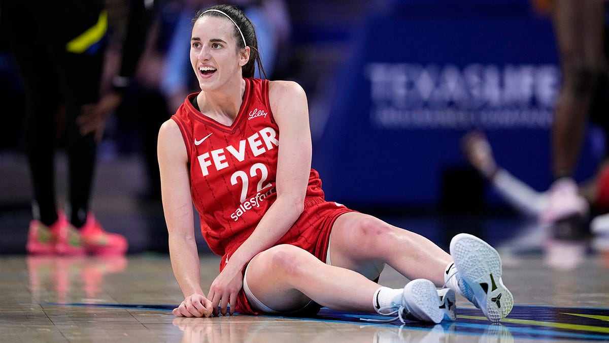 Caitlin Clark on the floor